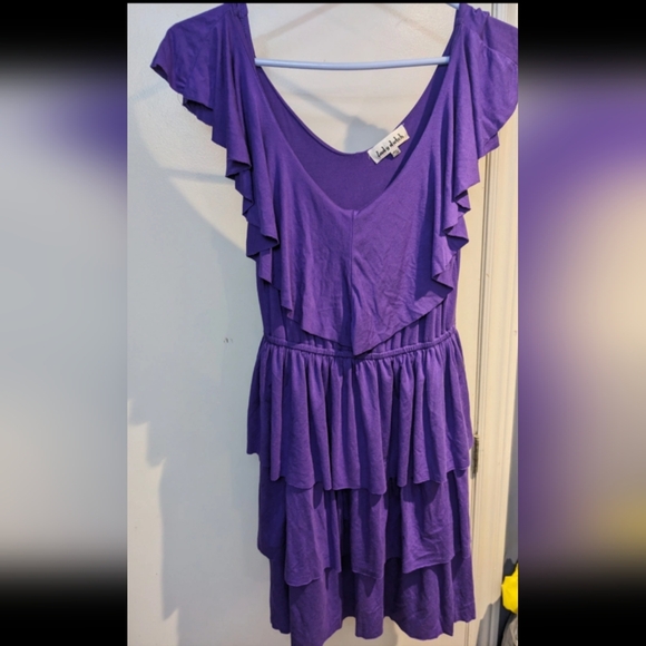 Lady Dutch Purple Dress 💜 - Picture 2 of 2